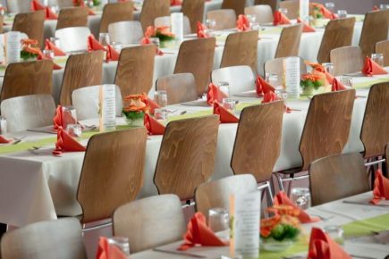 catering-celebration-chairs-50675-768x512